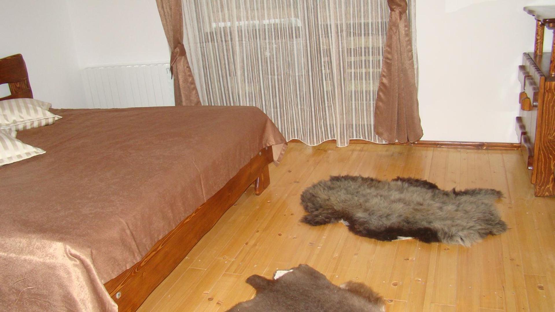 Berevoesti Cabana Barlogul Lupilor 빌라 외부 사진