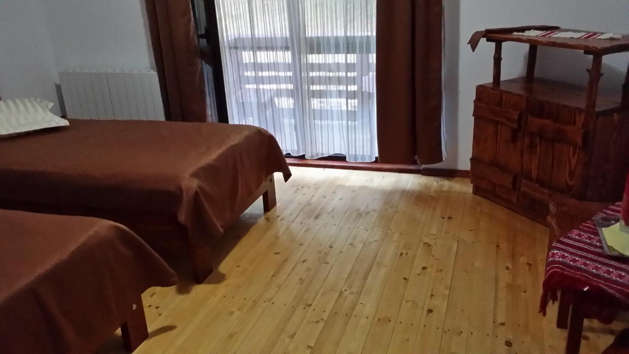 Berevoesti Cabana Barlogul Lupilor 빌라 외부 사진
