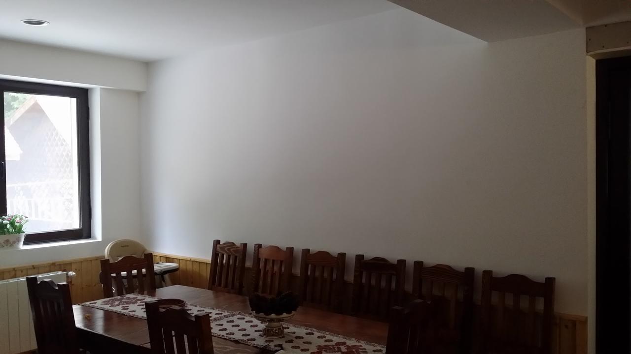 Berevoesti Cabana Barlogul Lupilor 빌라 외부 사진